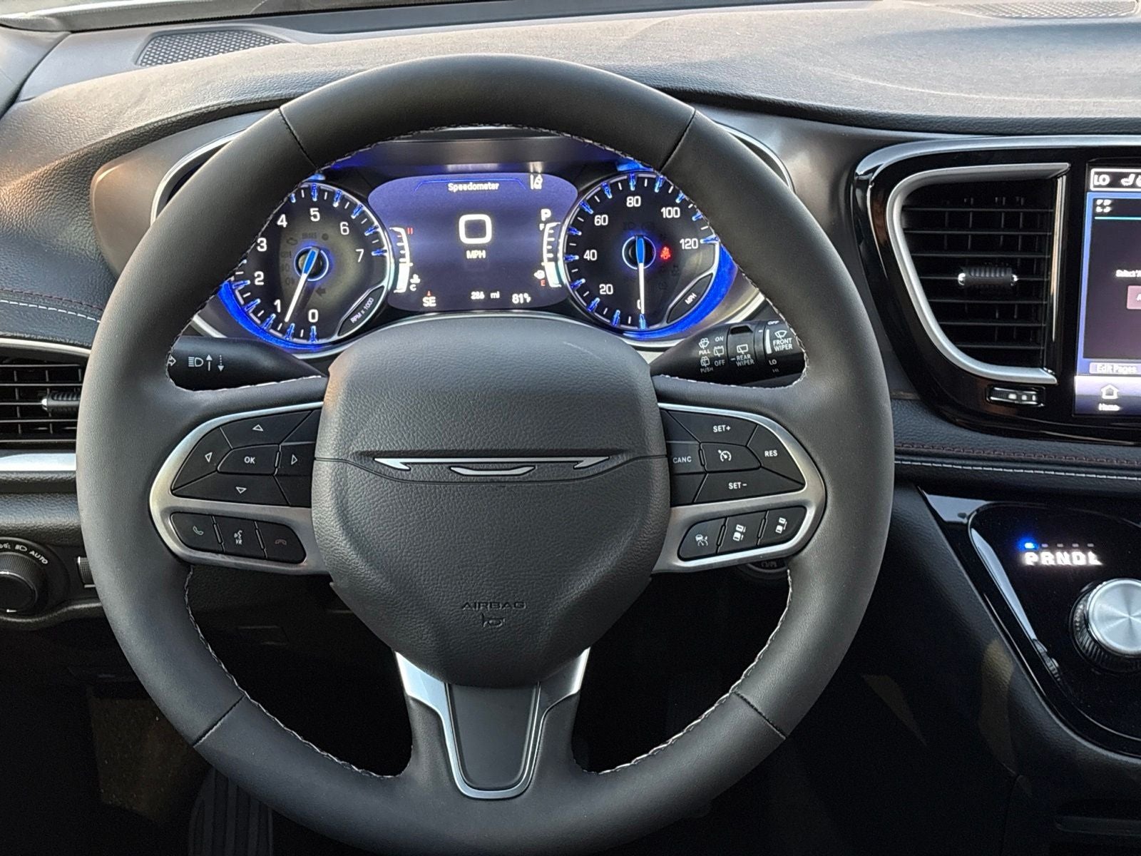 2027 Chrysler Pacifica PACIFICA SELECT