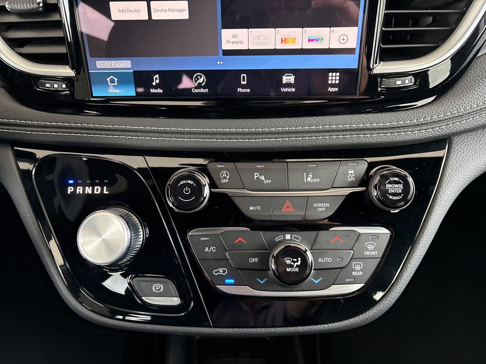 2026 Chrysler Pacifica PACIFICA SELECT