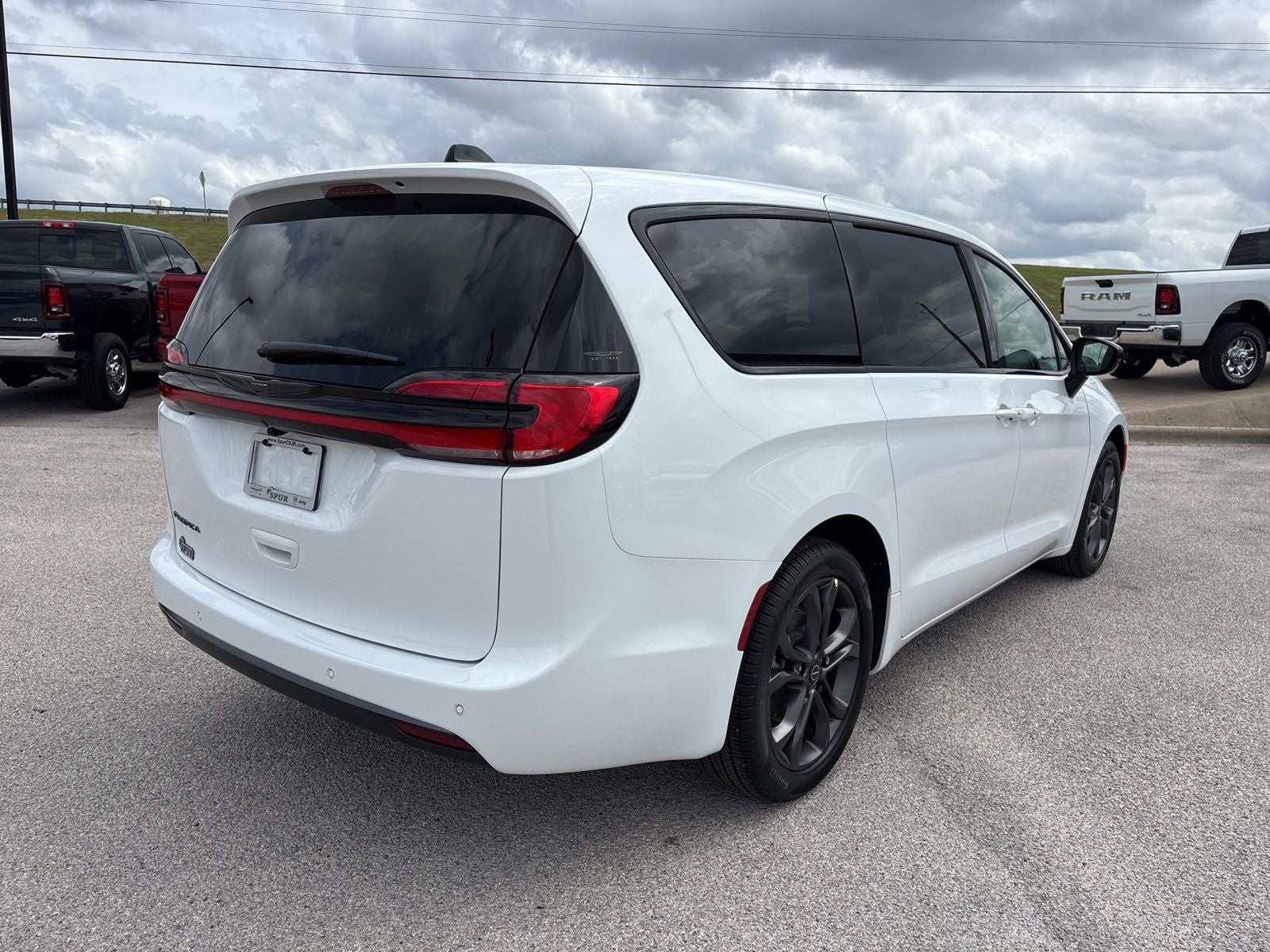 2026 Chrysler Pacifica PACIFICA SELECT