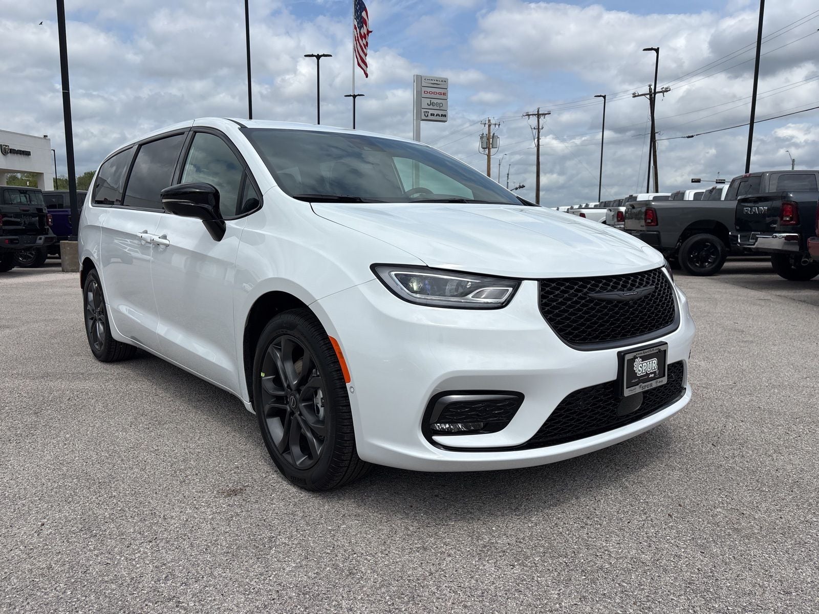 2026 Chrysler Pacifica PACIFICA SELECT