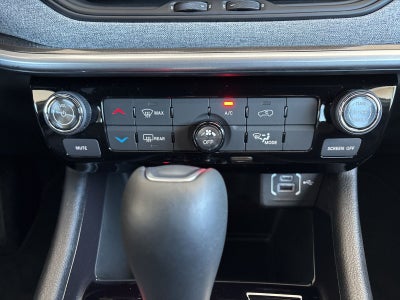 2026 Jeep Compass COMPASS LATITUDE 4X4