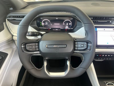 2026 Jeep Cherokee CHEROKEE OVERLAND 4X4