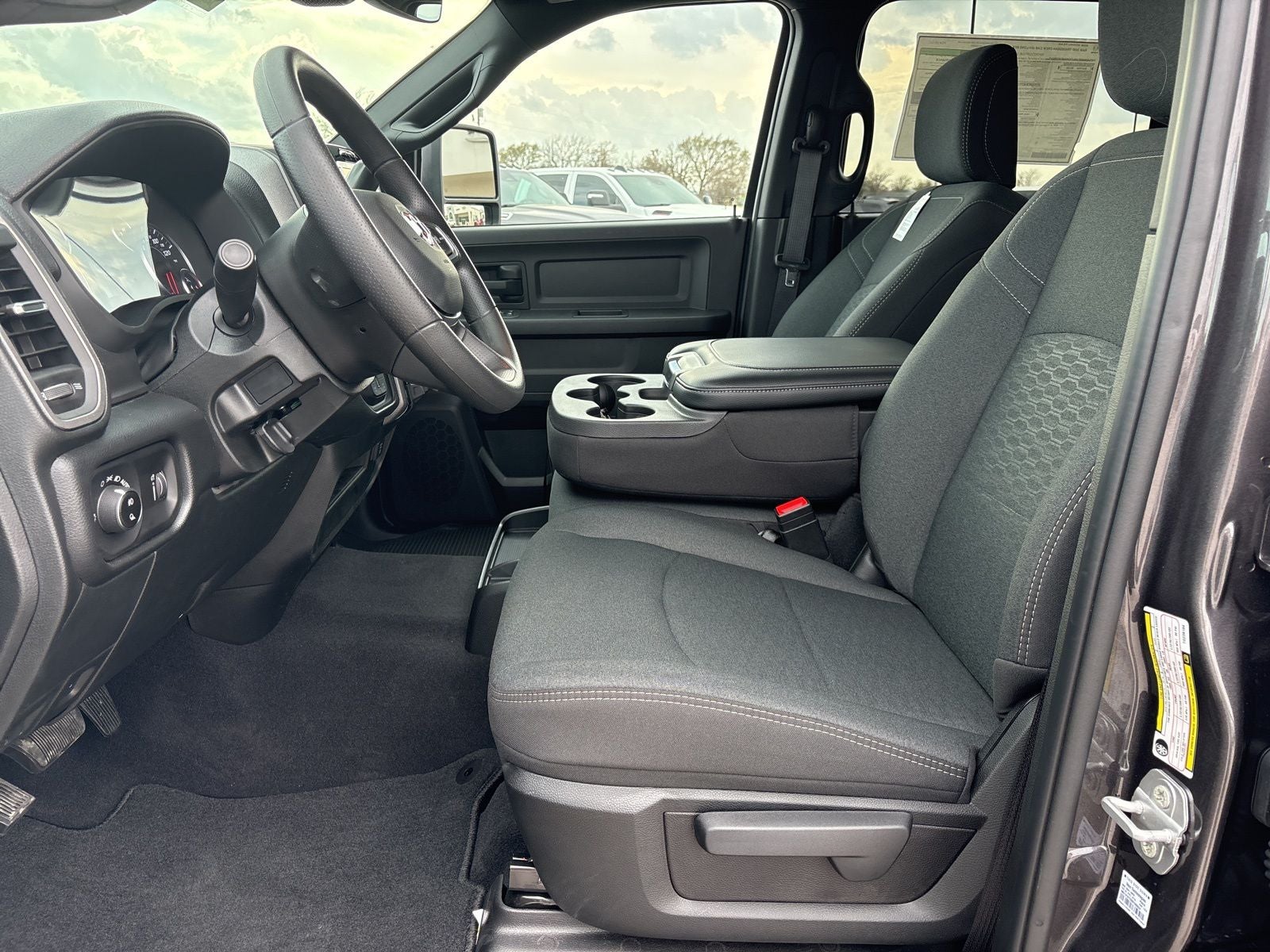 2026 RAM Ram 3500 RAM 3500 TRADESMAN CREW CAB 4X4 8' BOX