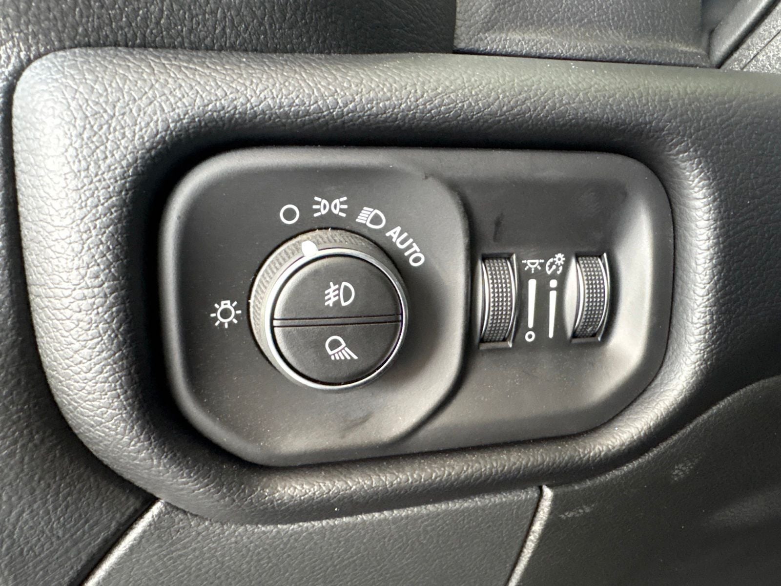 2027 RAM Ram 2500 Laramie