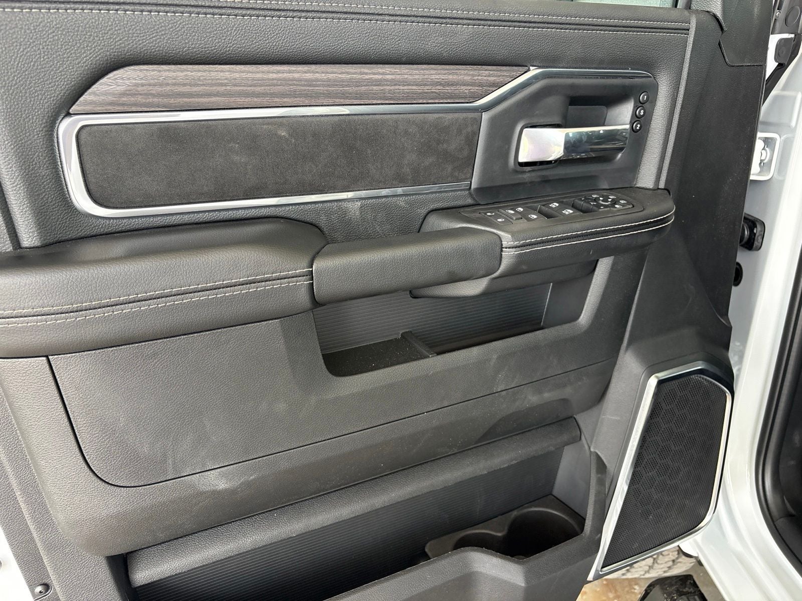 2027 RAM Ram 2500 Laramie