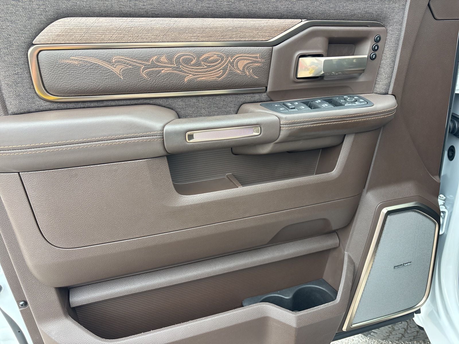 2026 RAM Ram 2500 RAM 2500 LIMITED LONGHORN MEGA CAB 4X4 6'4' BOX