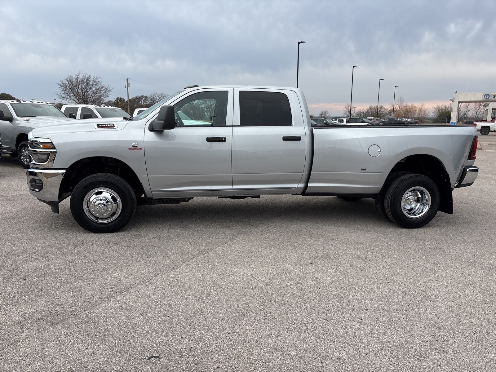 2026 RAM Ram 3500 RAM 3500 TRADESMAN CREW CAB 4X4 8' BOX
