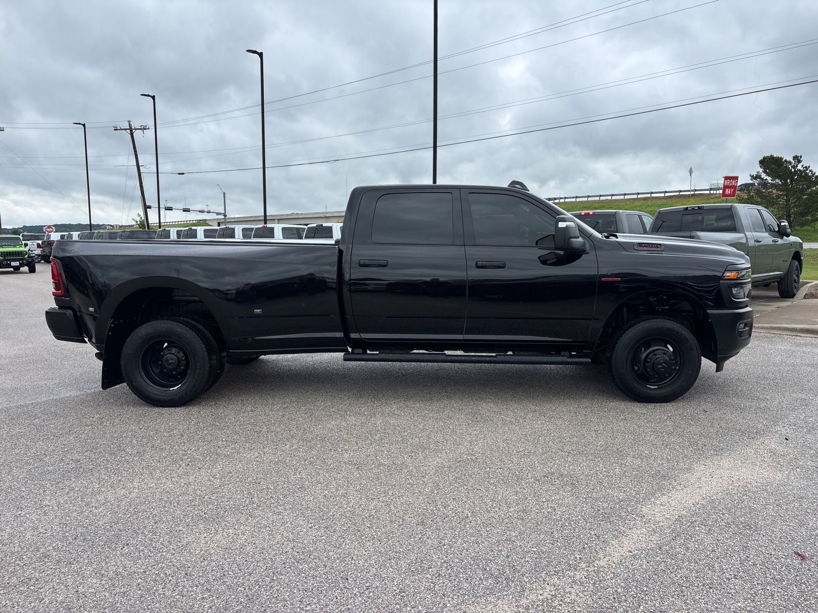 2025 RAM Ram 3500 Tradesman Crew Cab 4x4 8' Box