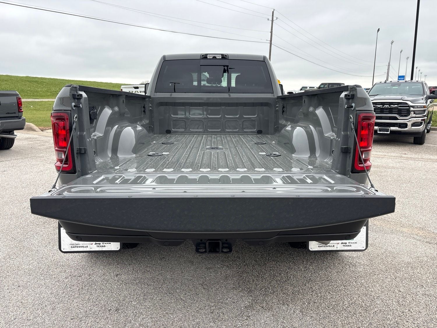 2026 RAM Ram 3500 RAM 3500 TRADESMAN CREW CAB 4X4 8' BOX