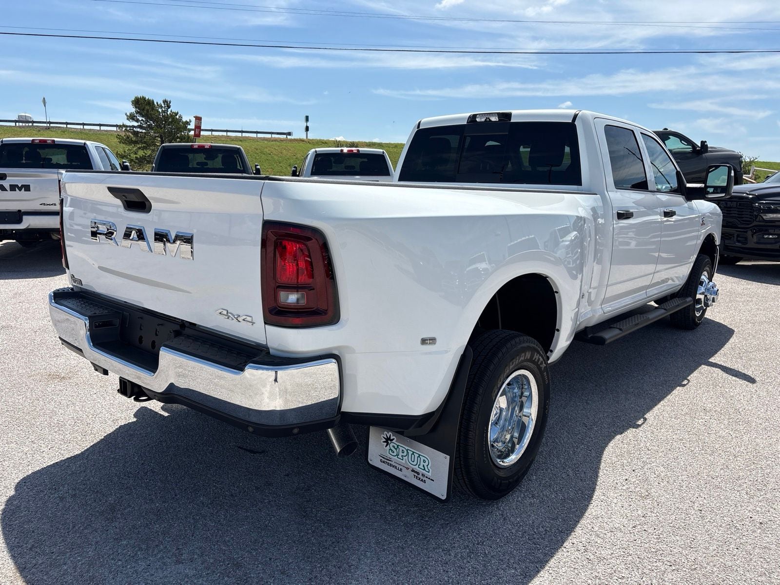 2026 RAM Ram 3500 RAM 3500 TRADESMAN CREW CAB 4X4 8' BOX