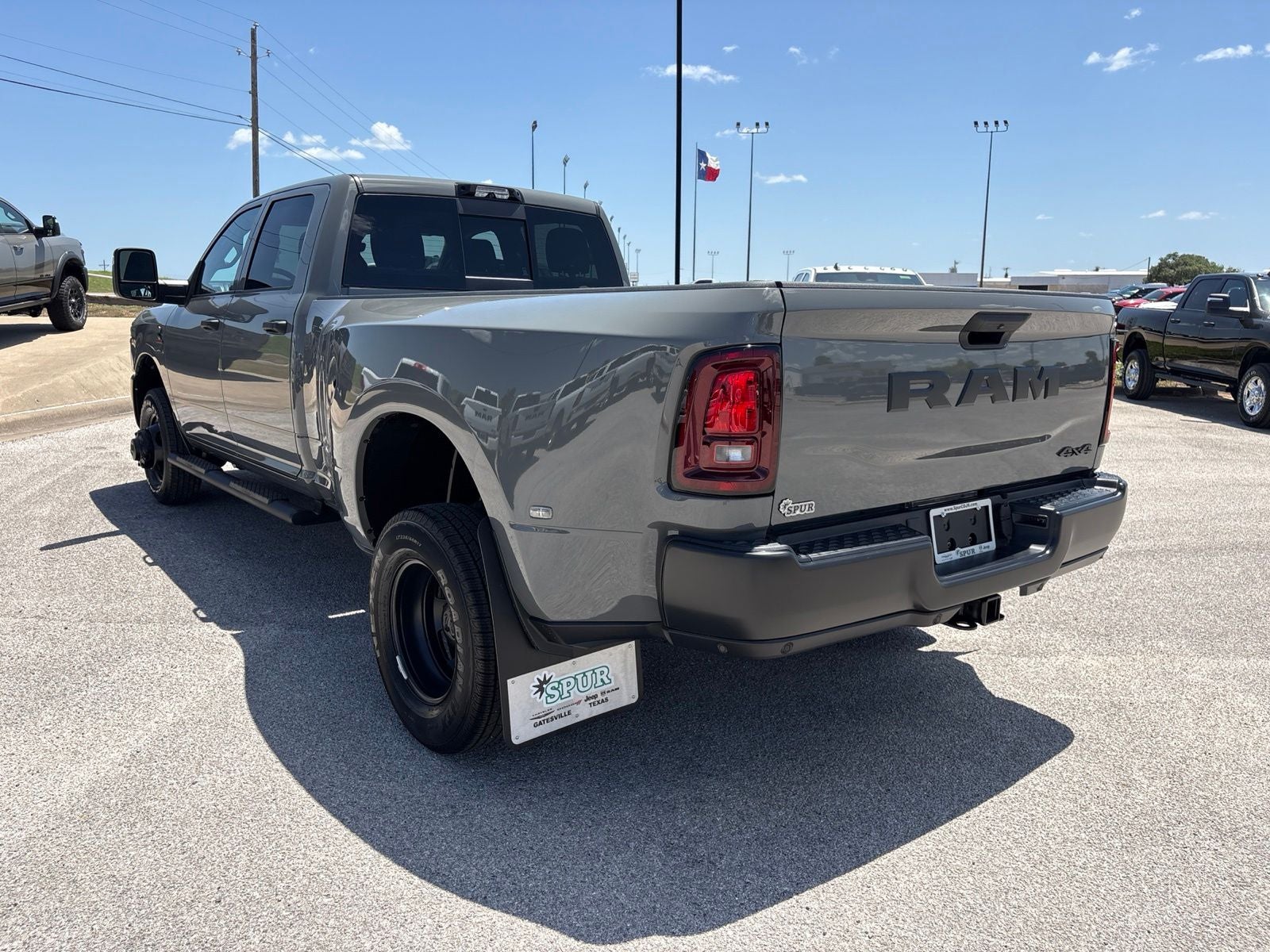 2026 RAM Ram 3500 RAM 3500 TRADESMAN CREW CAB 4X4 8' BOX