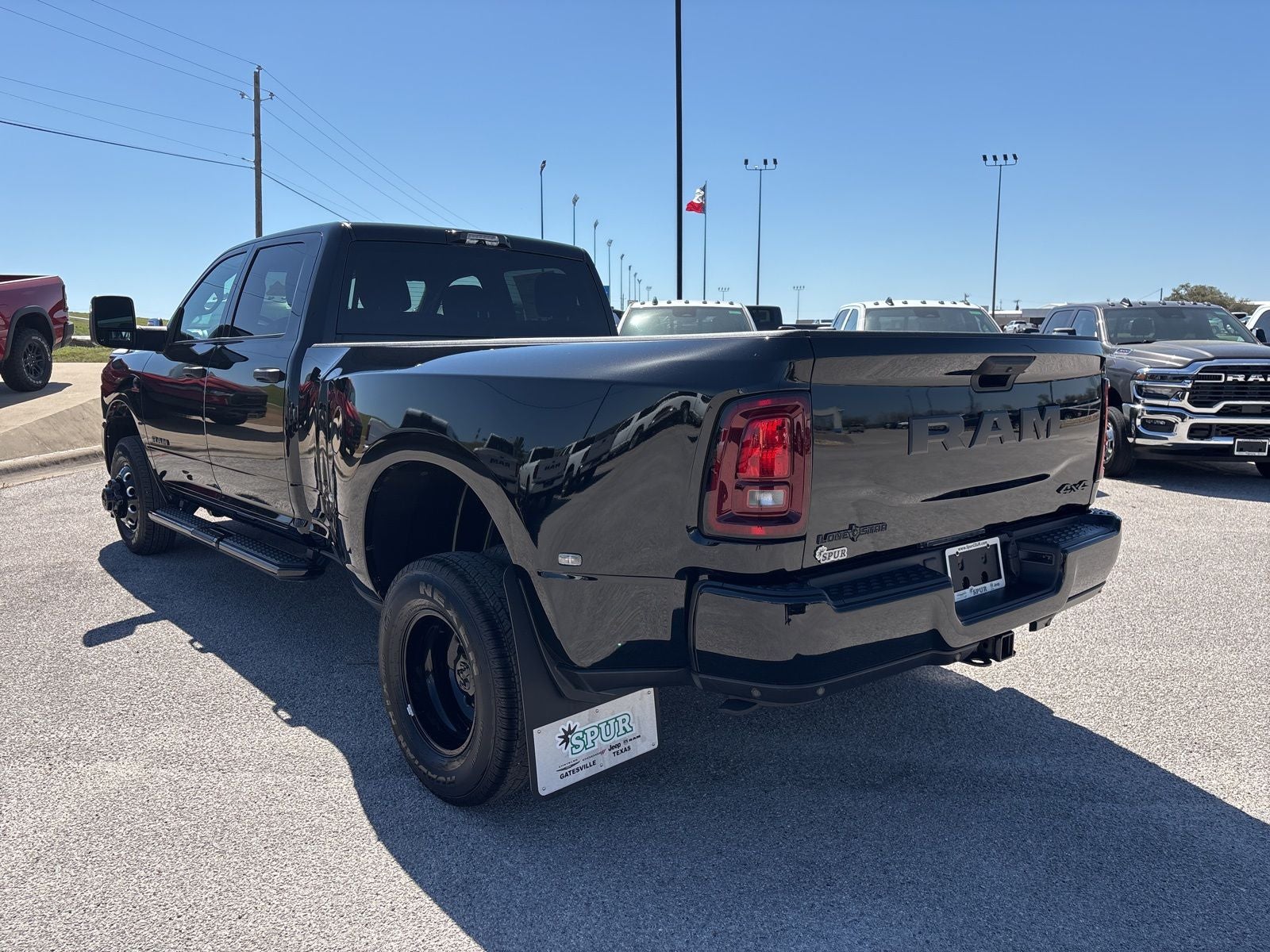 2026 RAM Ram 3500 RAM 3500 LONE STAR CREW CAB 4X4 8' BOX