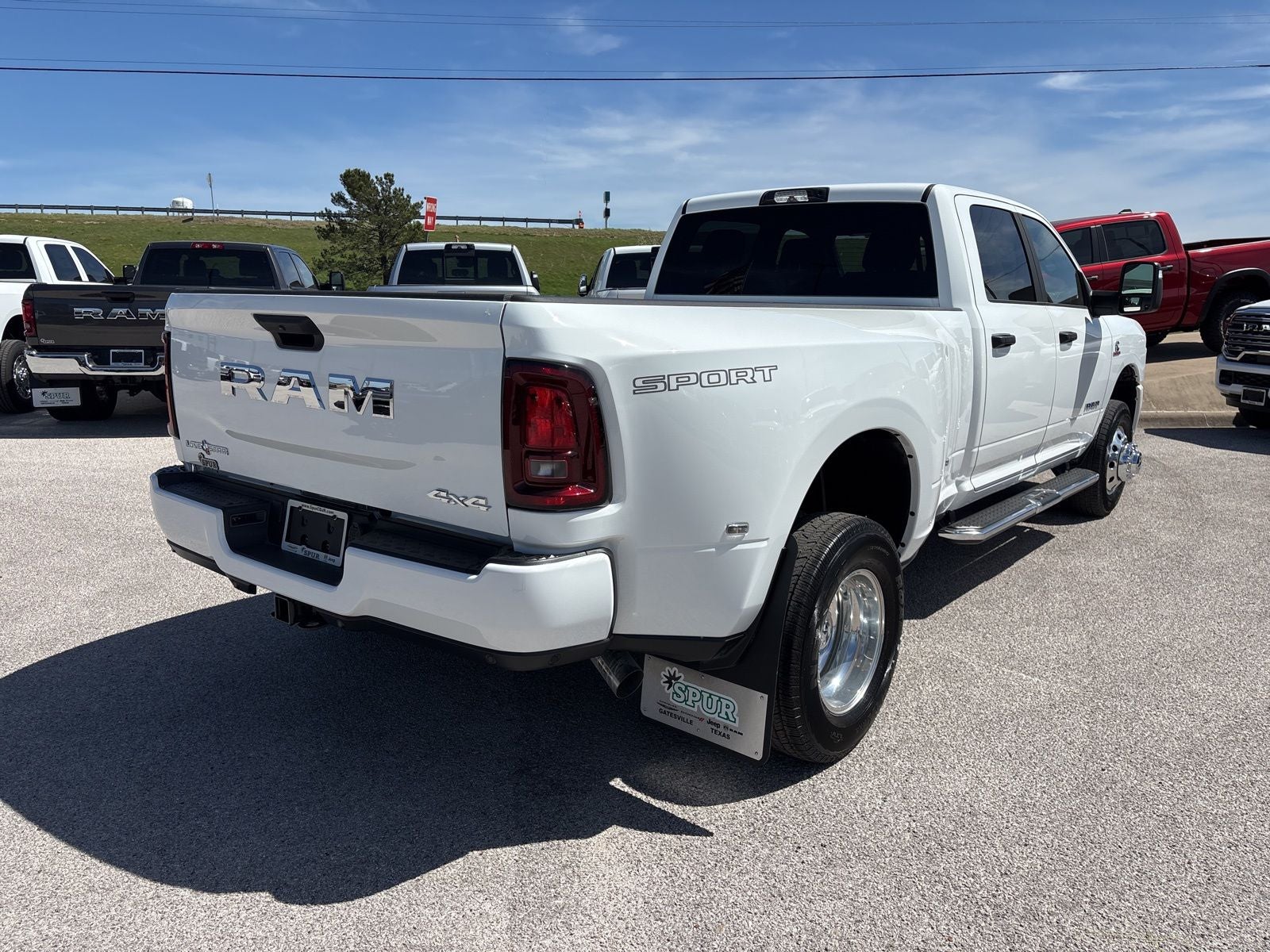 2026 RAM Ram 3500 RAM 3500 LONE STAR CREW CAB 4X4 8' BOX