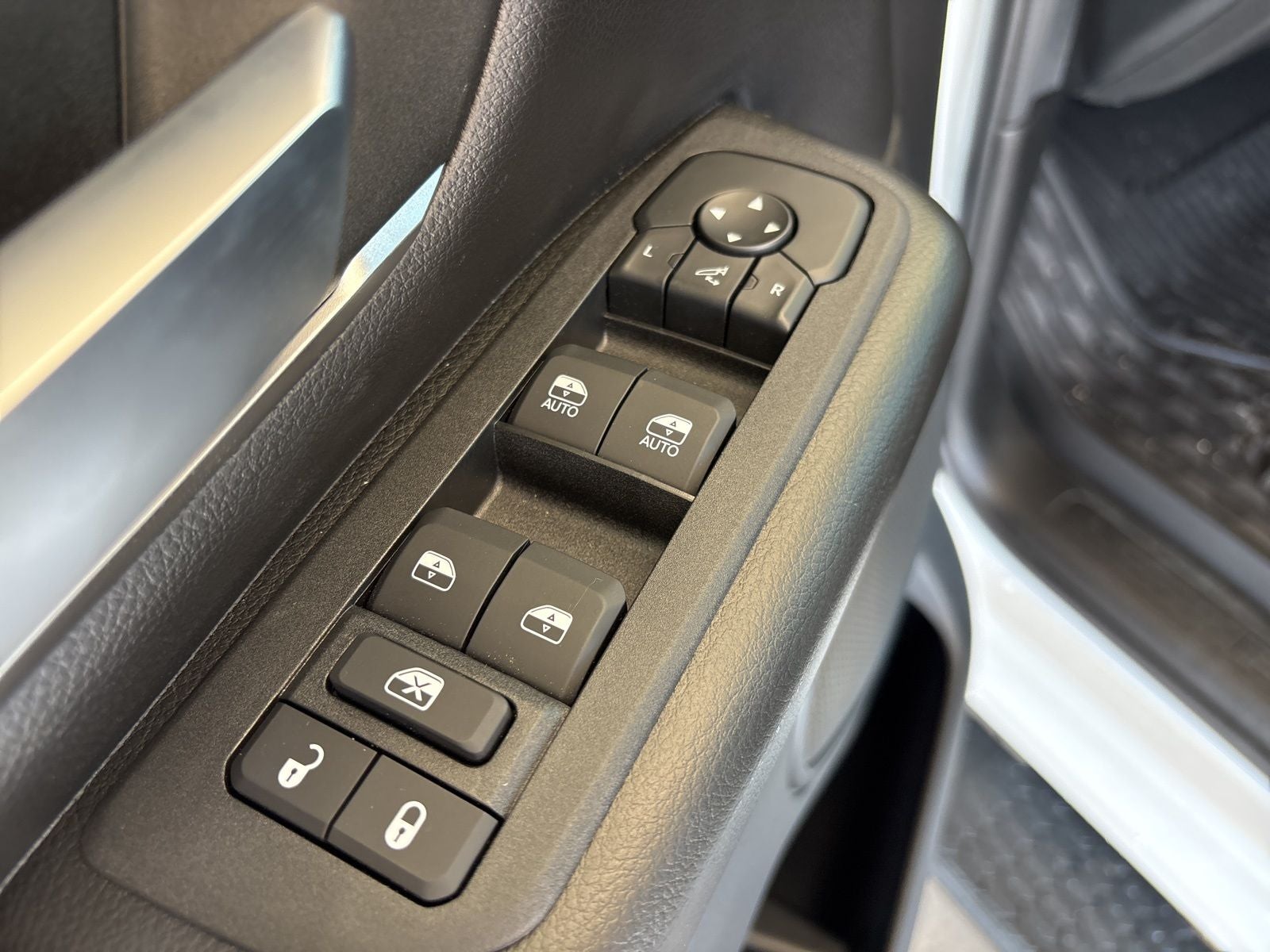 2026 RAM Ram 1500 RAM 1500 LONE STAR CREW CAB 4X2 5'7' BOX