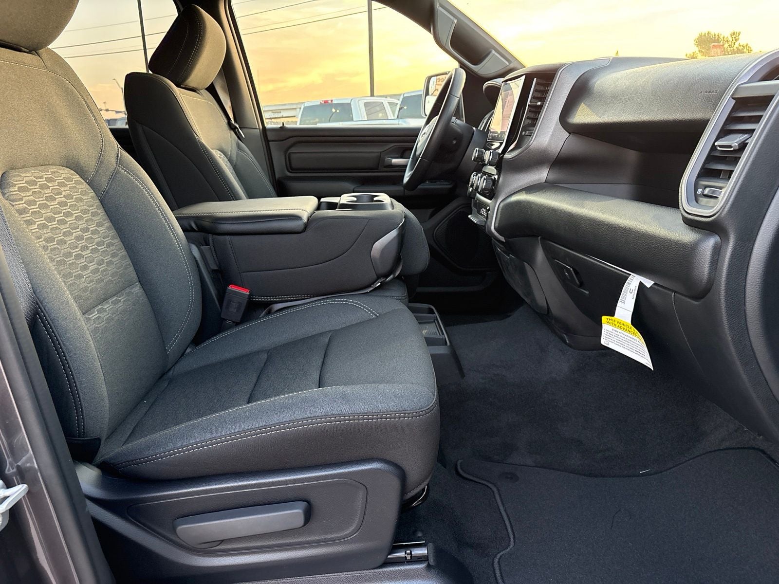 2026 RAM Ram 1500 RAM 1500 EXPRESS CREW CAB 4X2 5'7' BOX