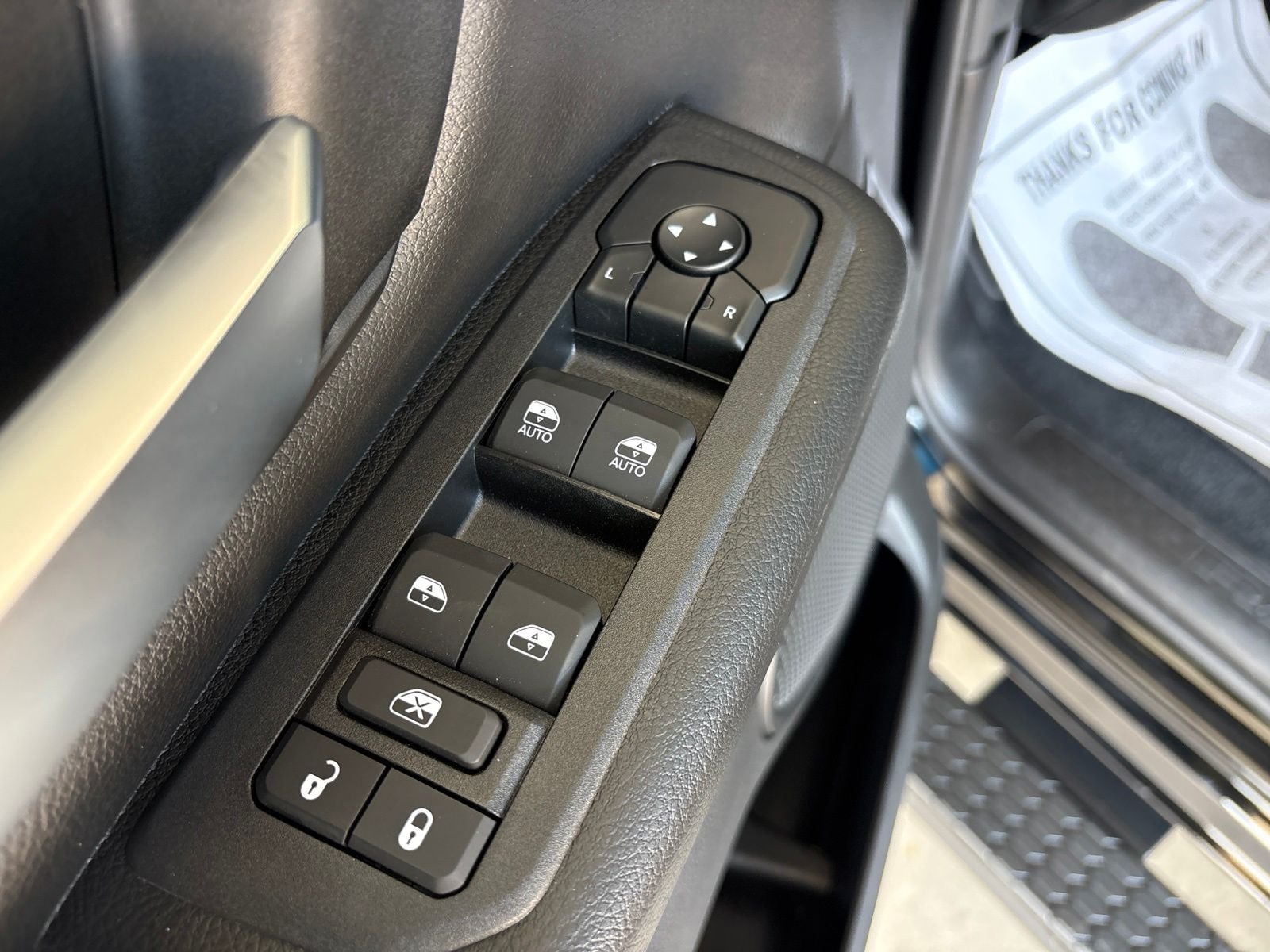 2026 RAM Ram 1500 RAM 1500 EXPRESS CREW CAB 4X2 5'7' BOX