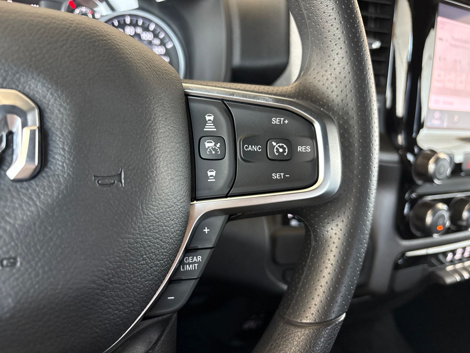 2026 RAM Ram 1500 RAM 1500 EXPRESS CREW CAB 4X2 5'7' BOX