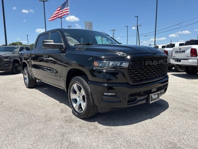 2026 RAM Ram 1500 RAM 1500 EXPRESS CREW CAB 4X2 5'7' BOX