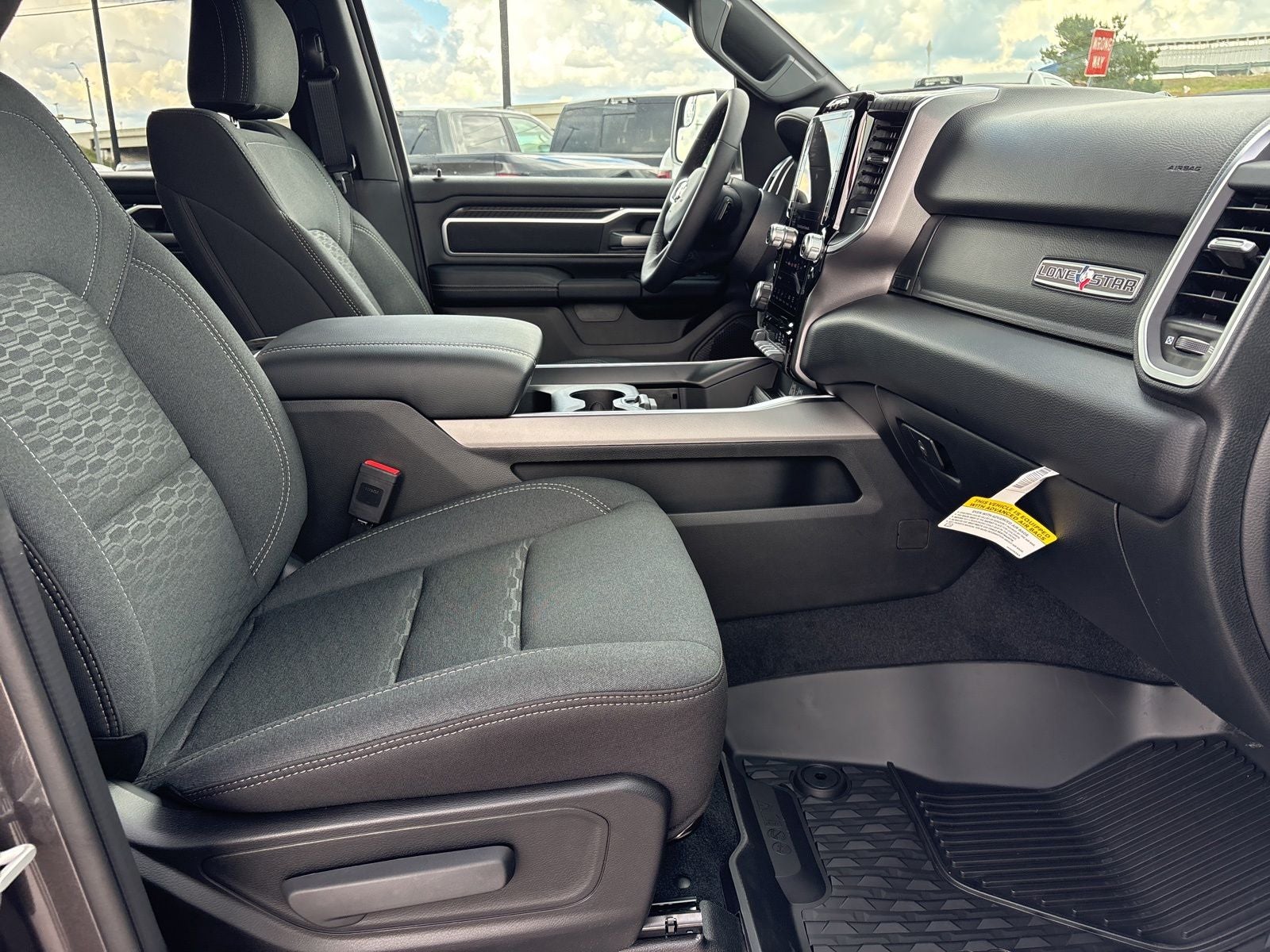 2026 RAM Ram 1500 RAM 1500 LONE STAR CREW CAB 4X4 5'7' BOX