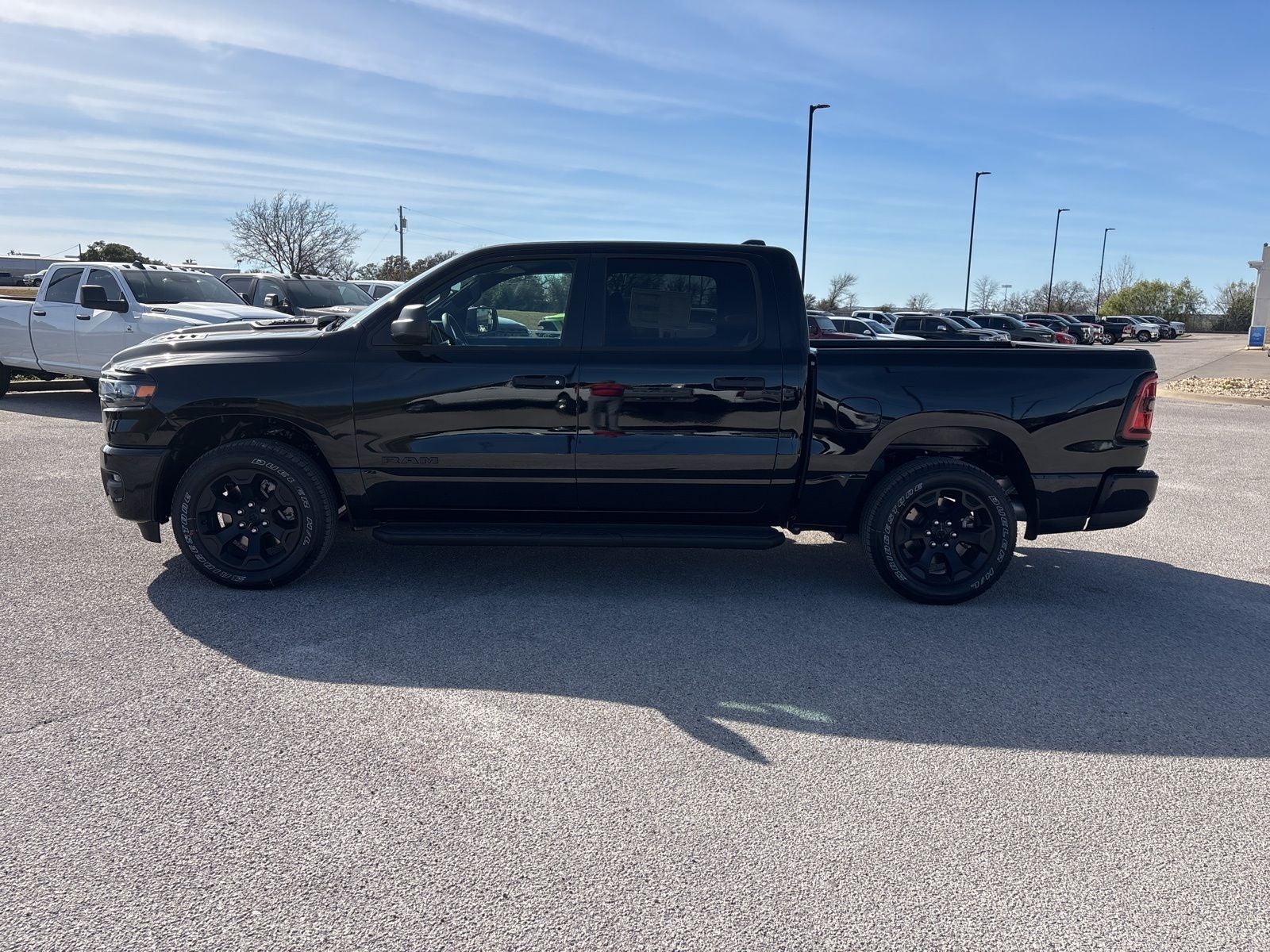2026 RAM Ram 1500 RAM 1500 EXPRESS CREW CAB 4X4 5'7' BOX