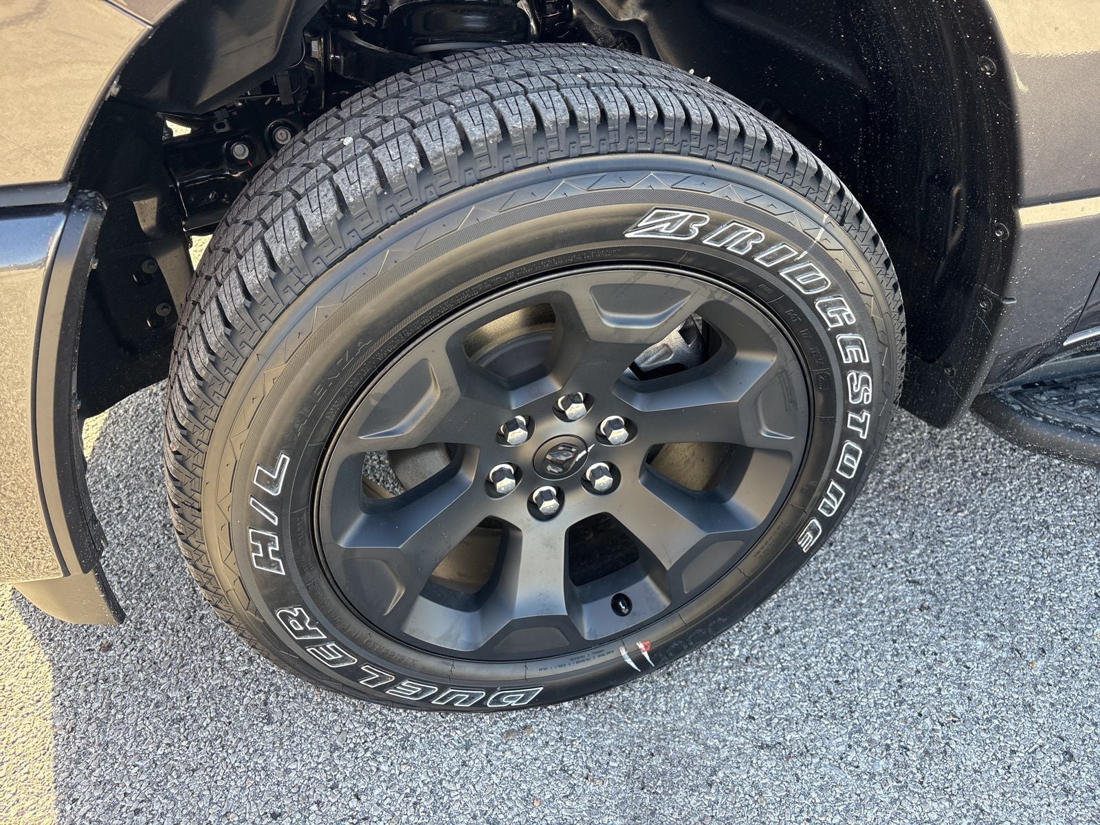 2026 RAM Ram 1500 RAM 1500 EXPRESS CREW CAB 4X4 5'7' BOX