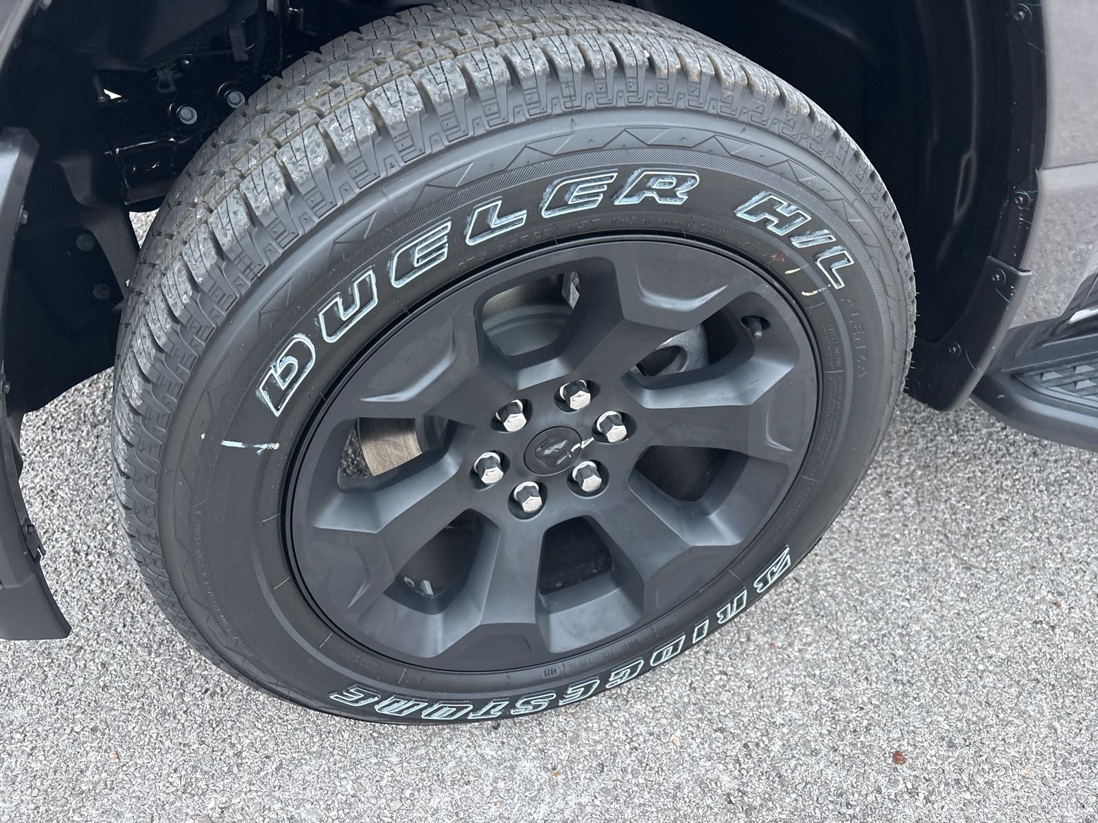 2026 RAM Ram 1500 RAM 1500 EXPRESS CREW CAB 4X4 5'7' BOX