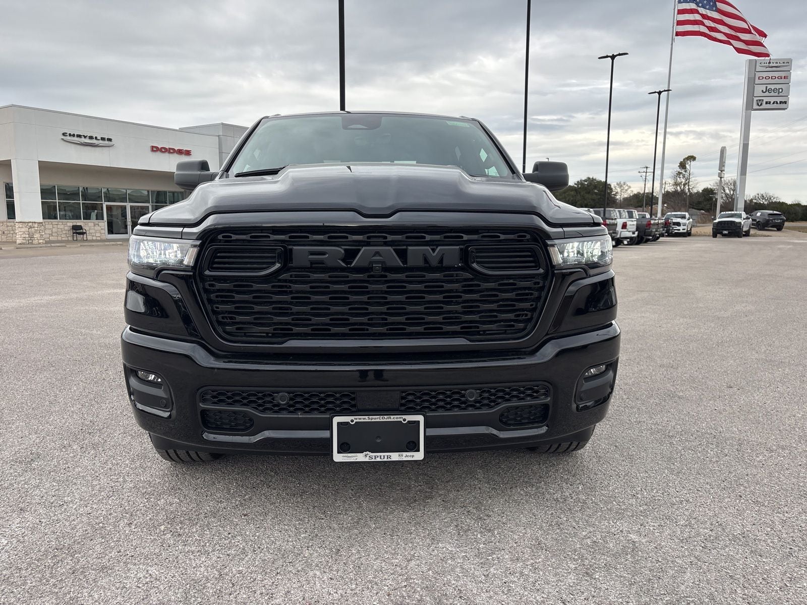 2026 RAM Ram 1500 RAM 1500 EXPRESS CREW CAB 4X4 5'7' BOX