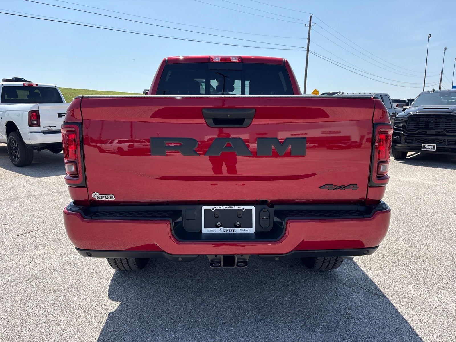 2026 RAM Ram 2500 RAM 2500 BLACK EXPRESS CREW CAB 4X4 6'4' BOX