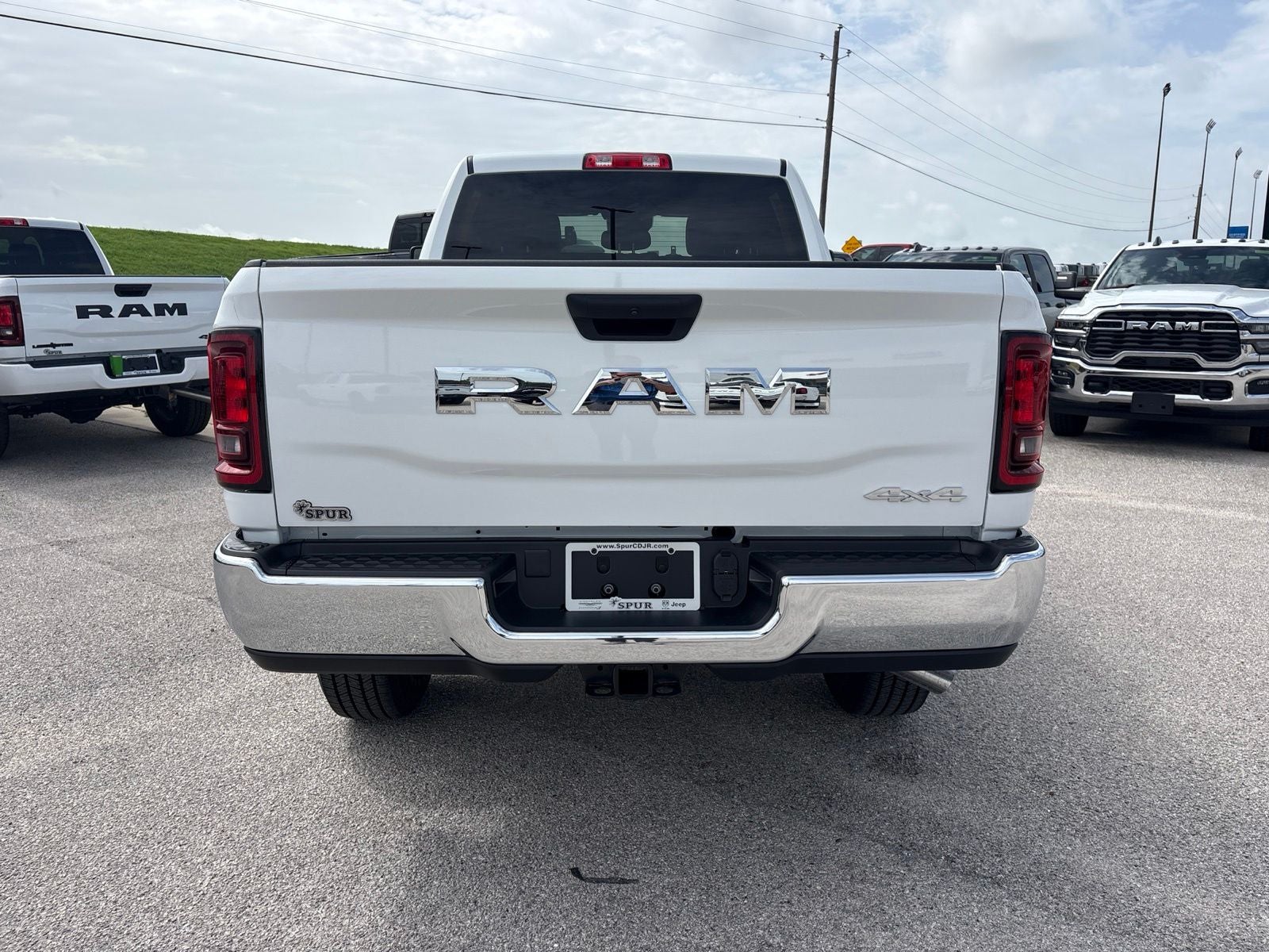 2026 RAM Ram 2500 RAM 2500 TRADESMAN CREW CAB 4X4 6'4' BOX