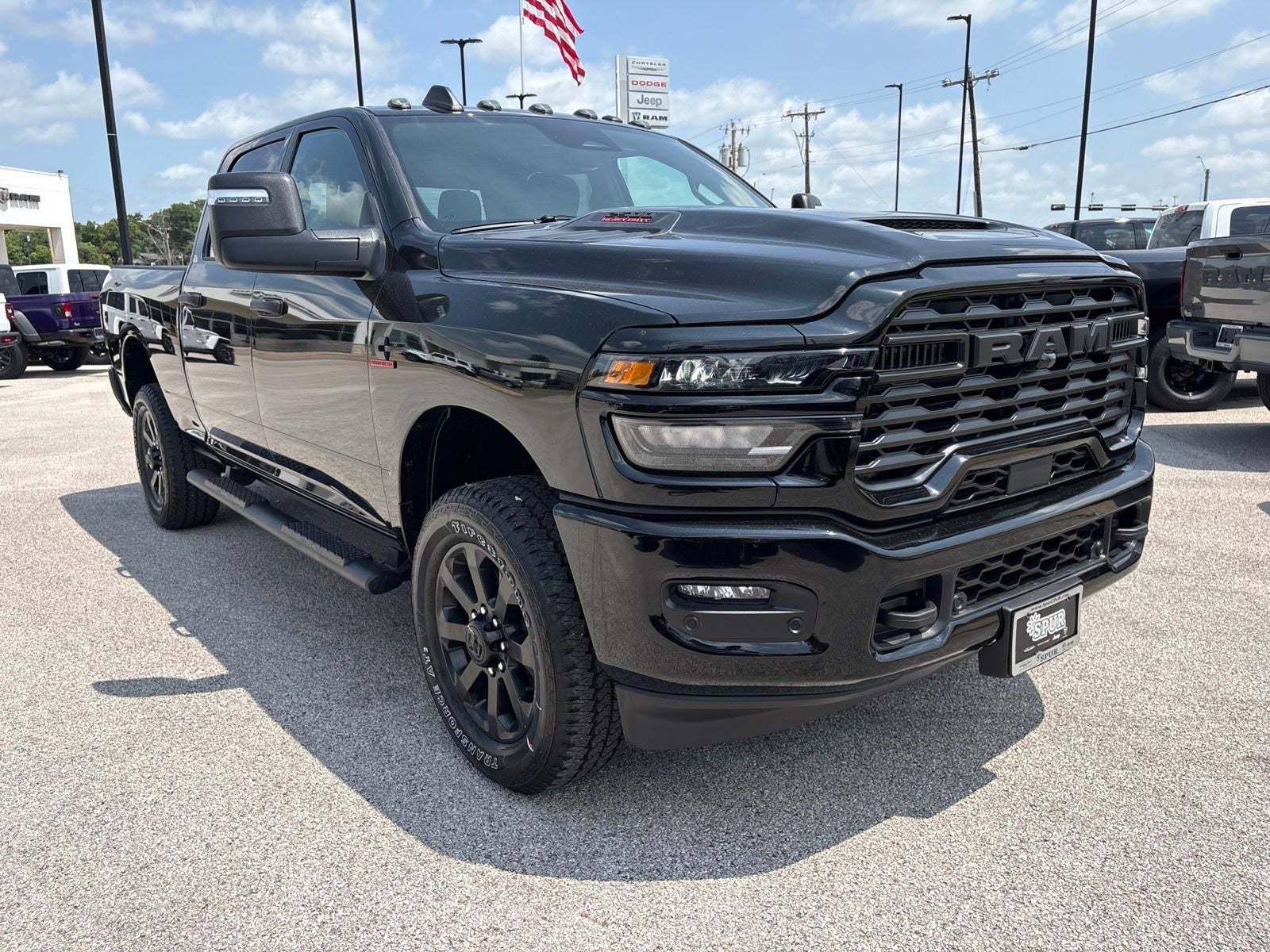 2026 RAM Ram 2500 RAM 2500 BLACK EXPRESS CREW CAB 4X4 6'4' BOX