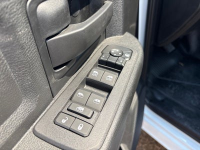 2027 RAM Ram 3500 Chassis Cab RAM 3500 TRADESMAN CREW CAB CHASSIS 4X4 60' CA