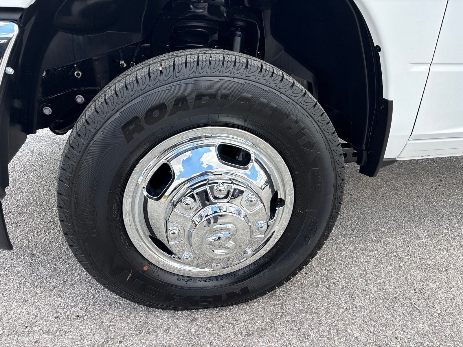 2027 RAM Ram 3500 Chassis Cab RAM 3500 TRADESMAN CREW CAB CHASSIS 4X4 60' CA