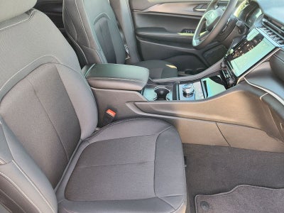 2026 Jeep Grand Cherokee GRAND CHEROKEE LAREDO 4X2