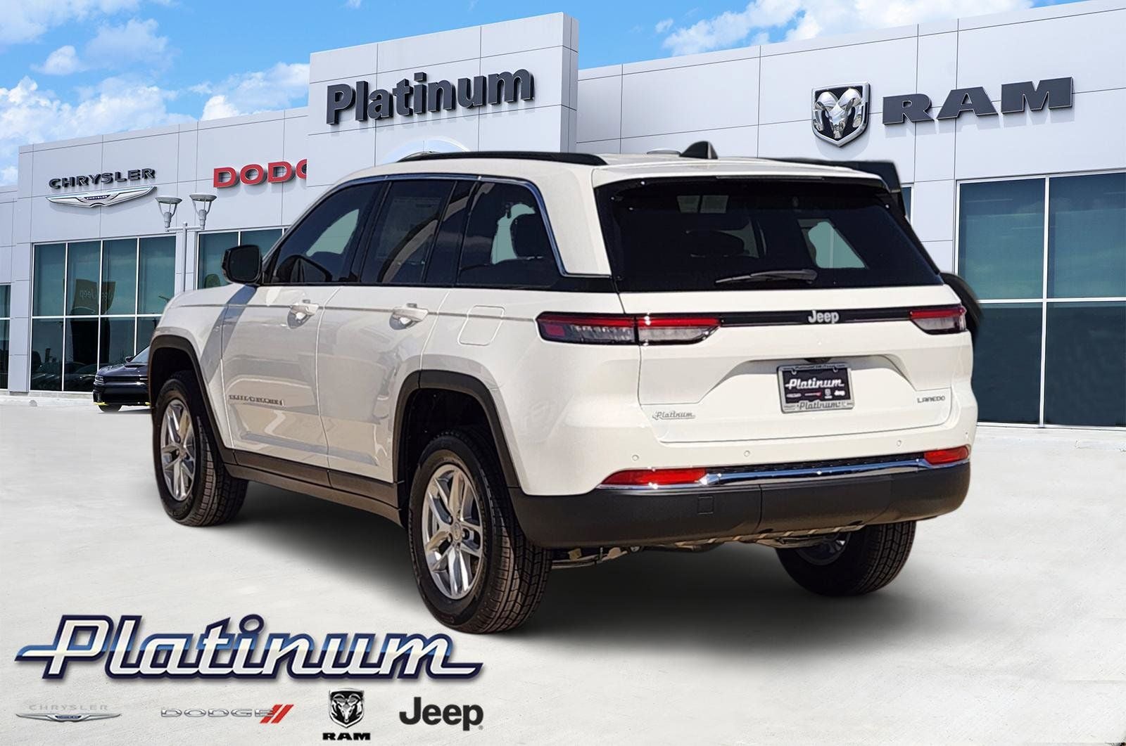 2026 Jeep Grand Cherokee GRAND CHEROKEE LAREDO 4X2