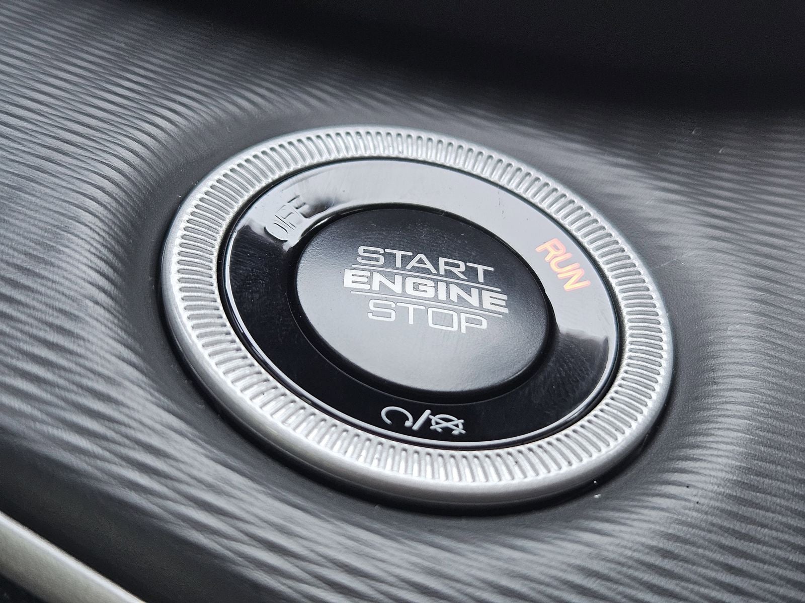 2026 Jeep Grand Cherokee GRAND CHEROKEE LAREDO 4X2