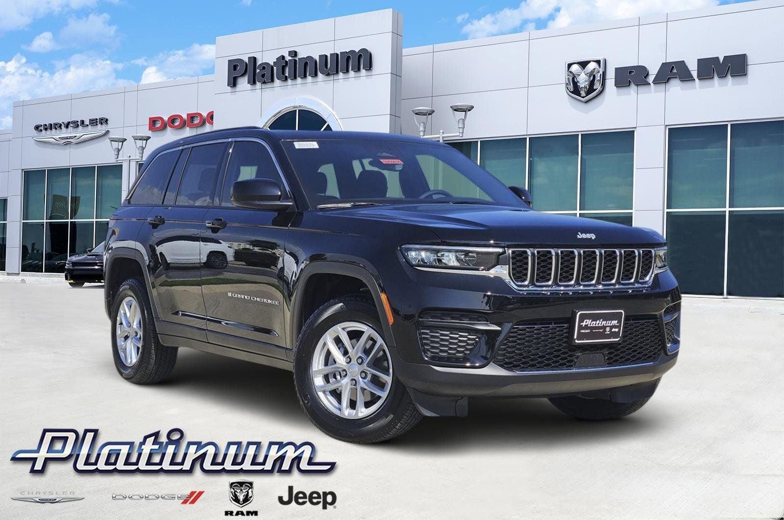 2025 Jeep Grand Cherokee GRAND CHEROKEE LAREDO X 4X2