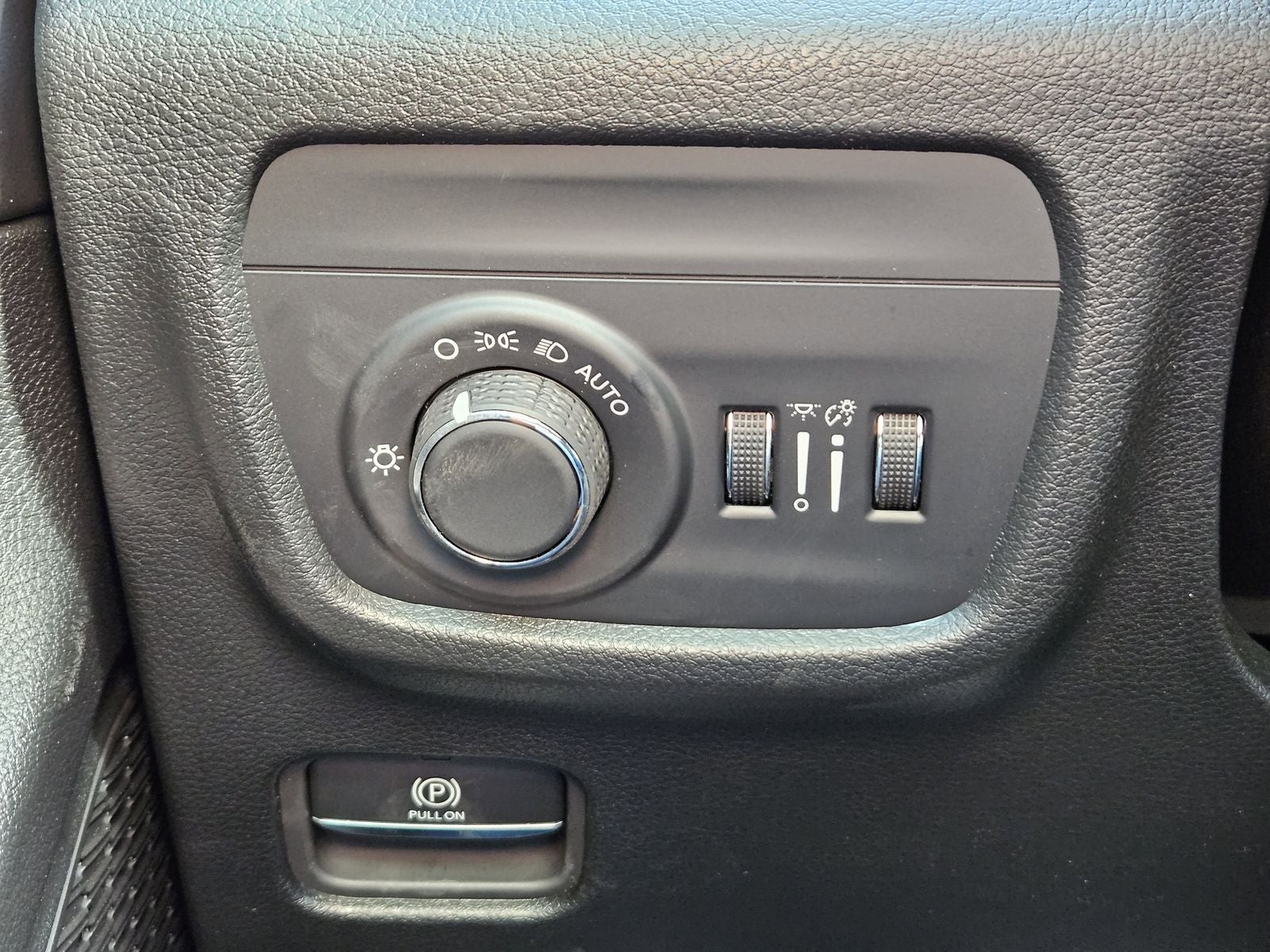 2026 Jeep Grand Cherokee GRAND CHEROKEE ALTITUDE 4X2