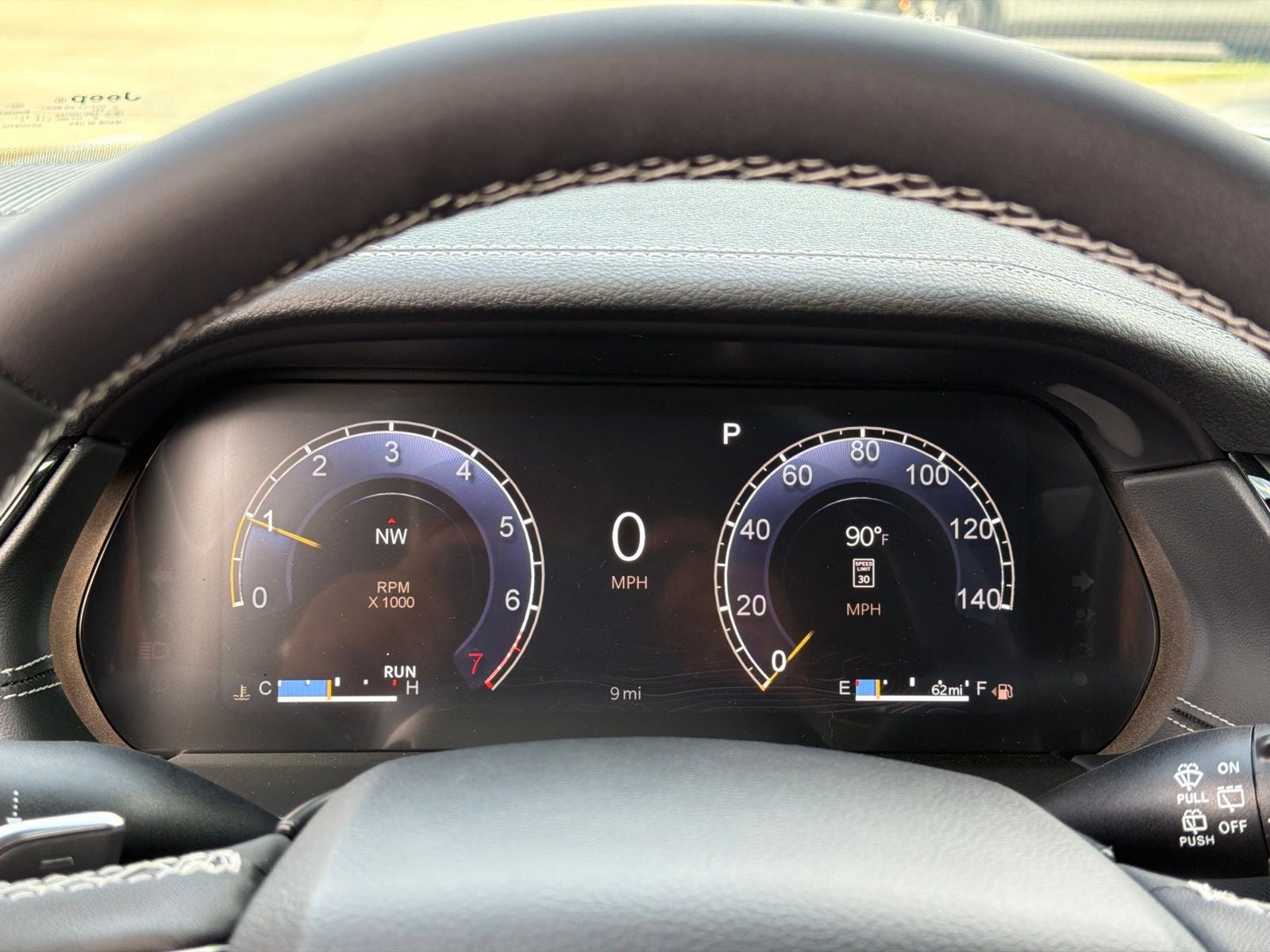 2027 Jeep Grand Cherokee GRAND CHEROKEE LIMITED 4X2