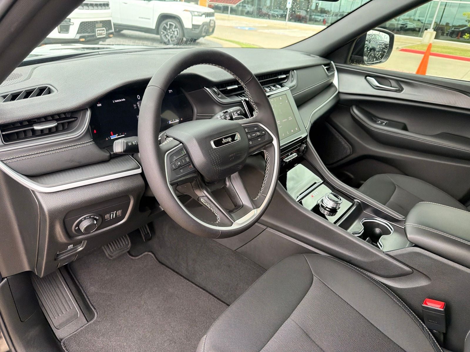 2026 Jeep Grand Cherokee GRAND CHEROKEE LAREDO 4X4