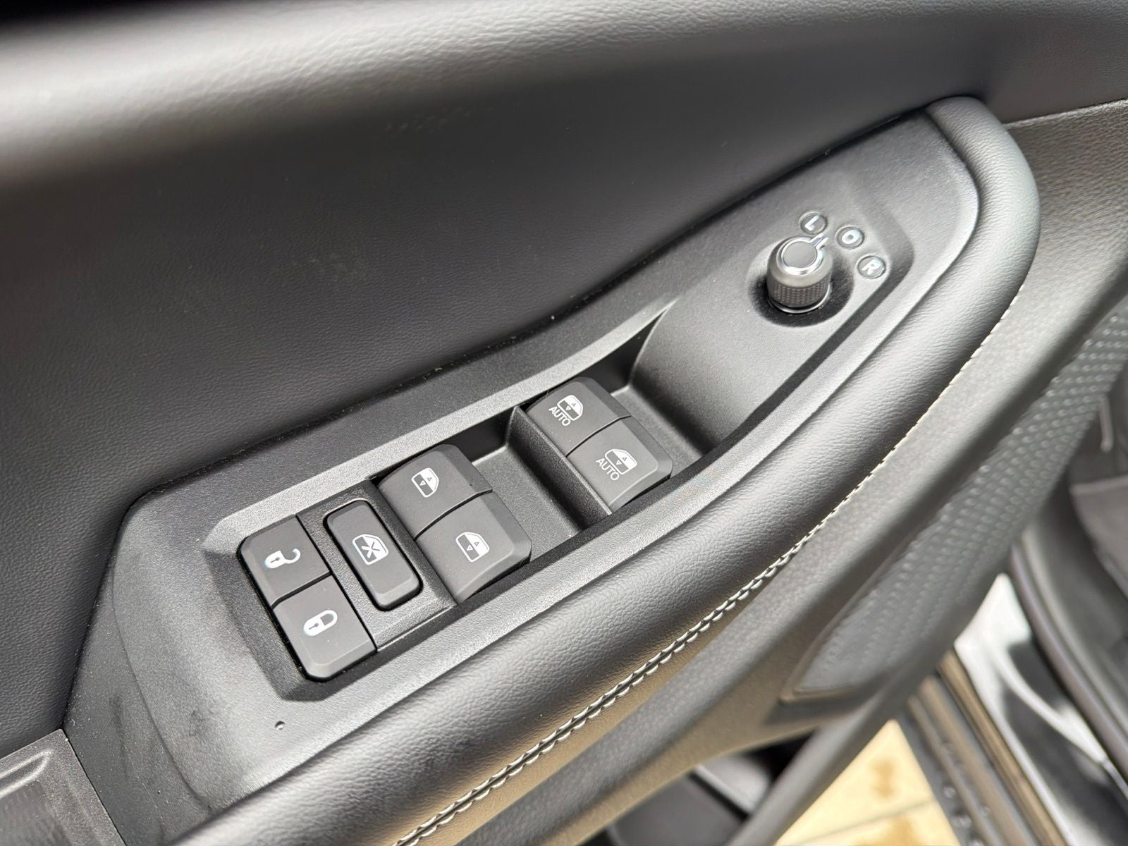 2026 Jeep Grand Cherokee GRAND CHEROKEE LAREDO 4X4