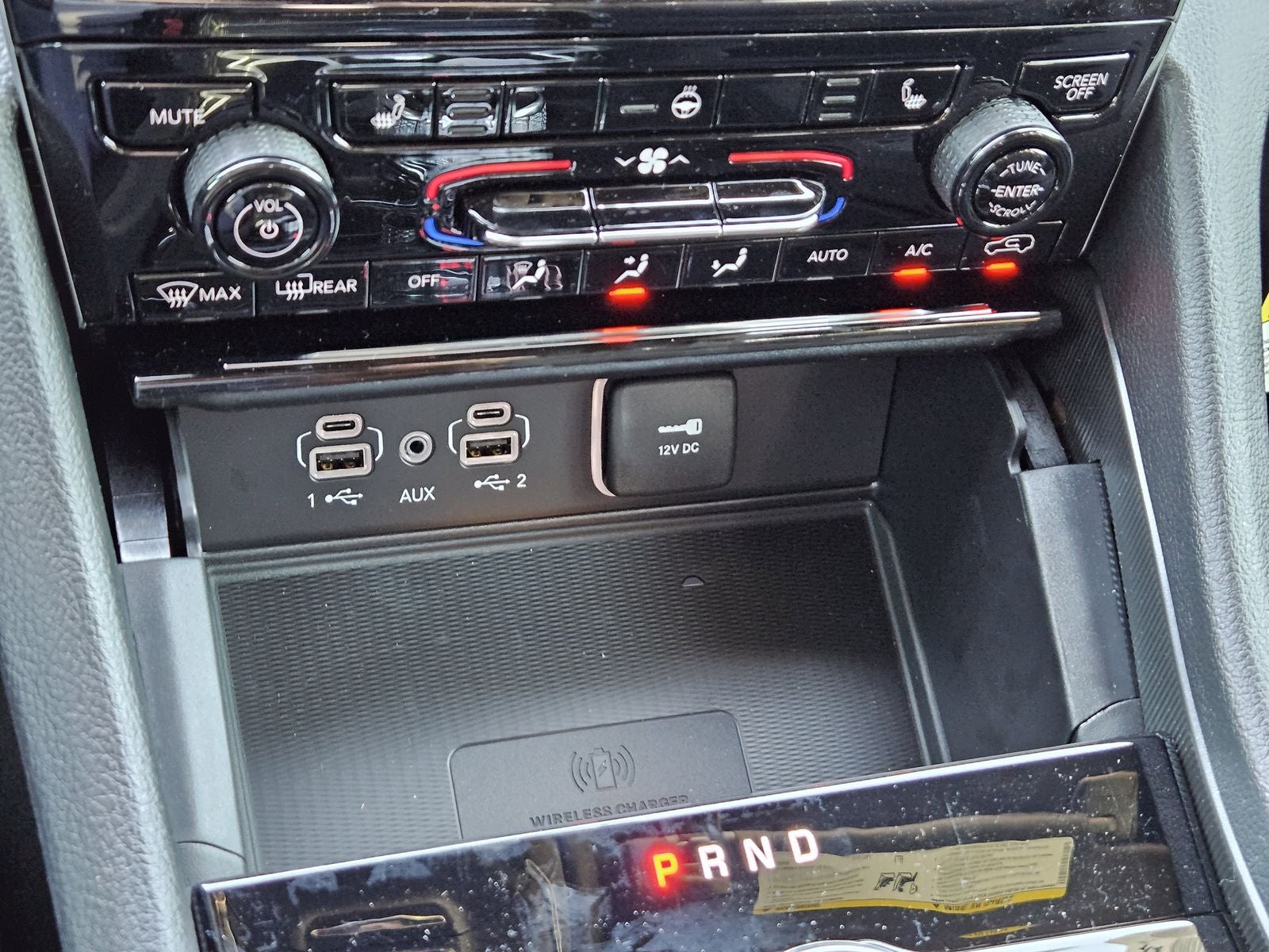 2025 Jeep Grand Cherokee GRAND CHEROKEE LAREDO 4X4