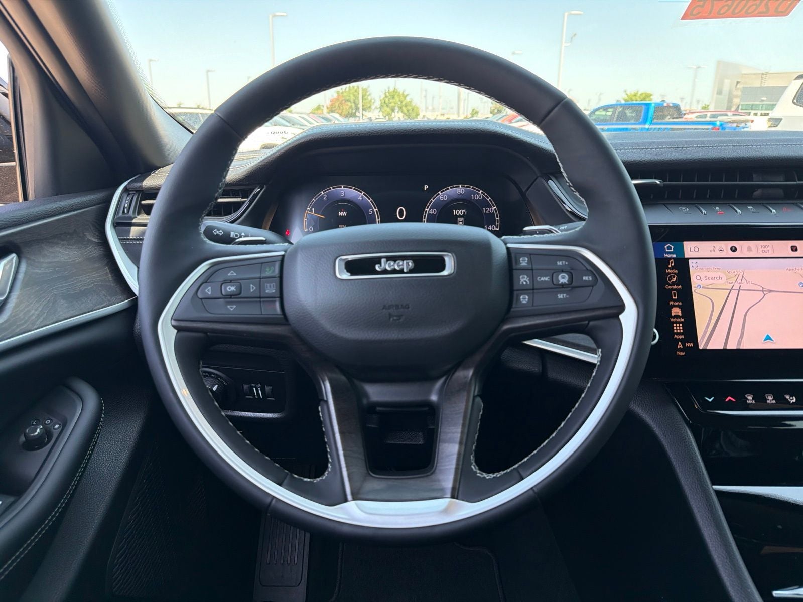 2026 Jeep Grand Cherokee GRAND CHEROKEE LAREDO ALTITUDE 4X4