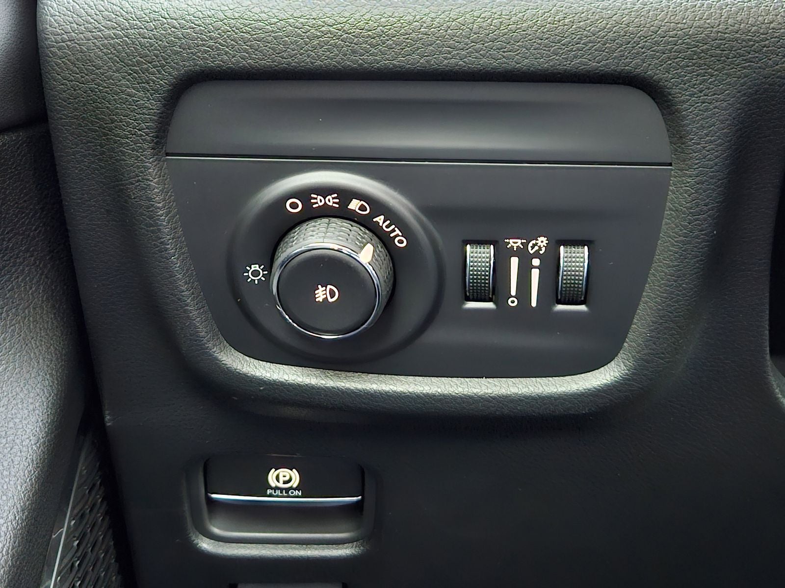 2025 Jeep Grand Cherokee GRAND CHEROKEE OVERLAND 4X4