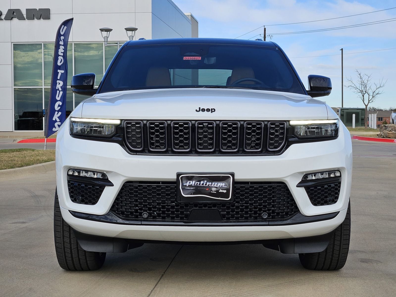 2025 Jeep Grand Cherokee GRAND CHEROKEE SUMMIT RESERVE 4X4