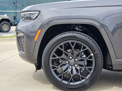 2026 Jeep Grand Cherokee GRAND CHEROKEE SUMMIT 4X4