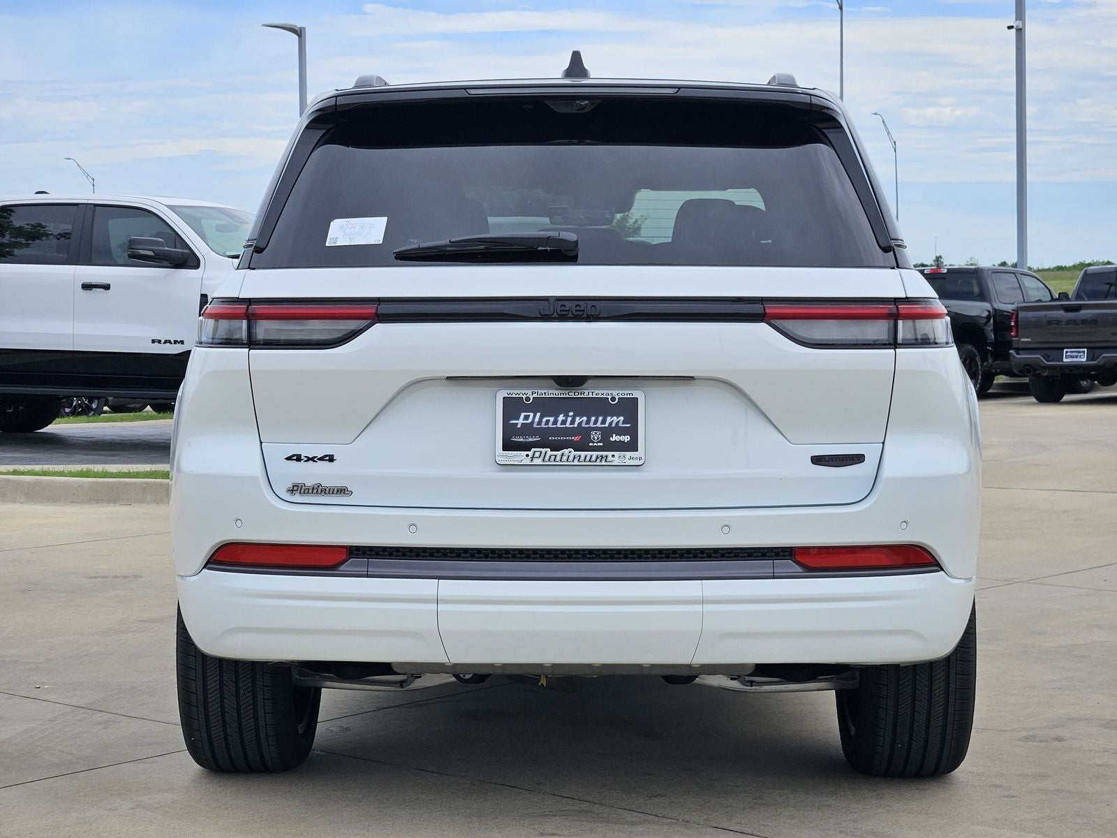 2026 Jeep Grand Cherokee GRAND CHEROKEE SUMMIT 4X4