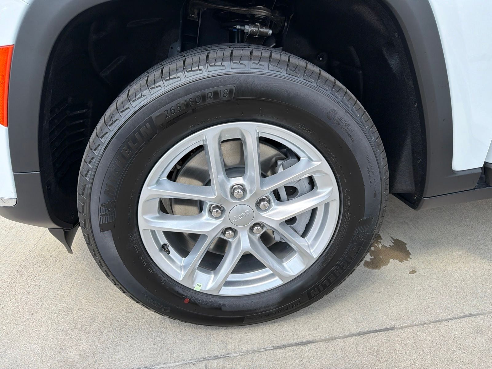 2026 Jeep Grand Cherokee L GRAND CHEROKEE L LAREDO 4X2