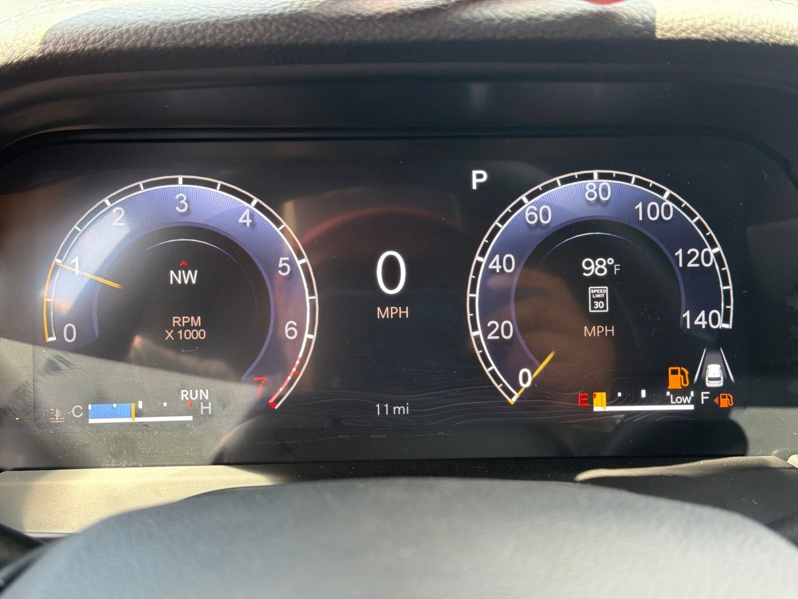 2027 Jeep Grand Cherokee L GRAND CHEROKEE L LAREDO ALTITUDE 4X2