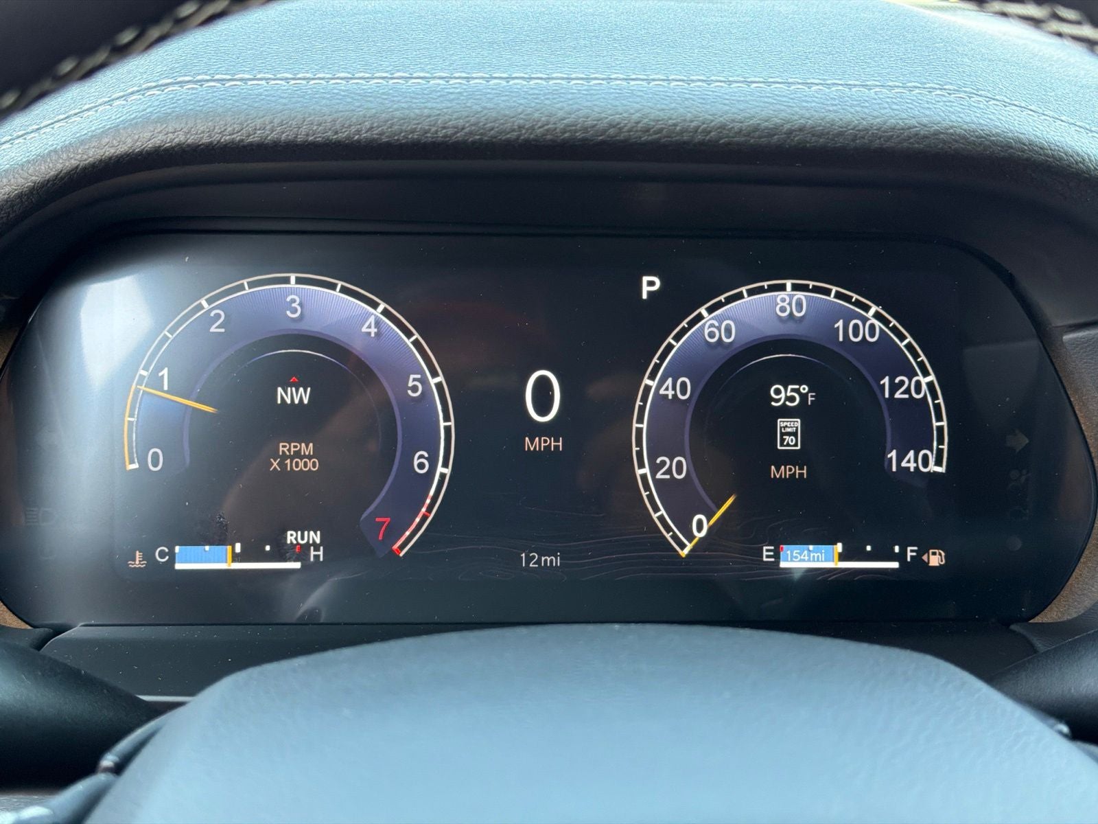 2027 Jeep Grand Cherokee L GRAND CHEROKEE L LAREDO ALTITUDE 4X2