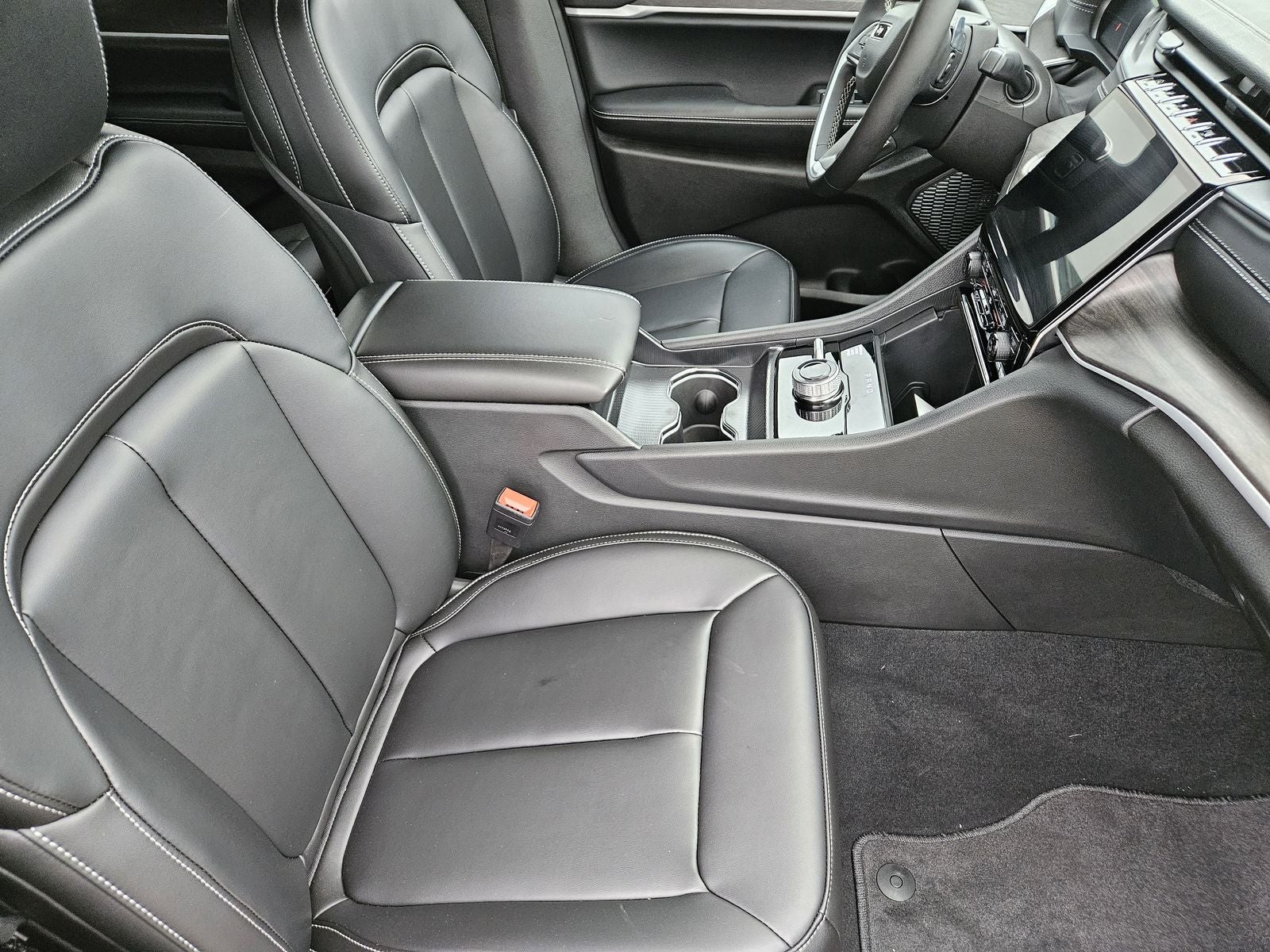 2025 Jeep Grand Cherokee L GRAND CHEROKEE L LIMITED 4X4